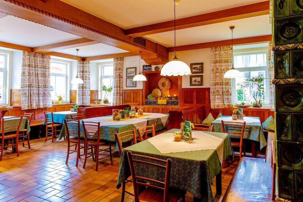 Gasthof Braeuer - Familie Eibensteiner Weißkirchen in Steiermark Exteriér fotografie
